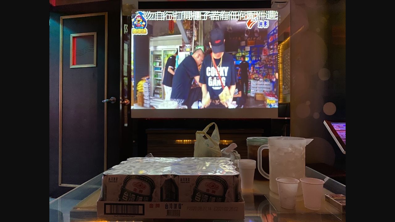 虎尾美樂迪 KTV 包廂點歌與投影現場照片